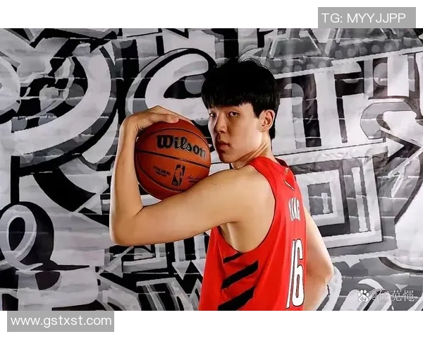 杨瀚森怎样不打高位策应？是他自己的锅？